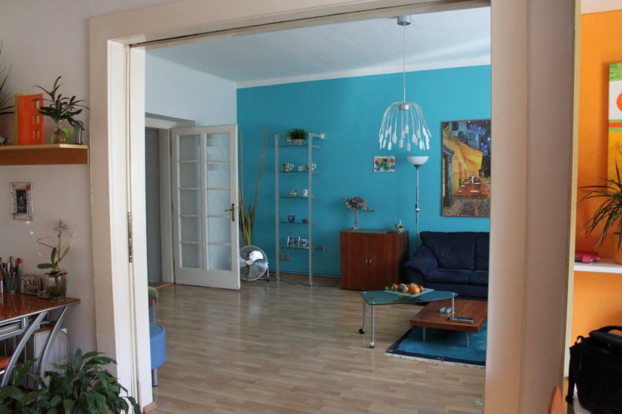 Cosy Apartment Under The Tower Prag Exterior foto